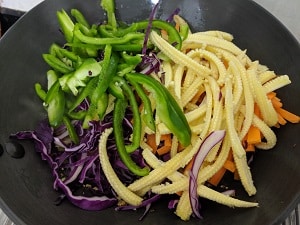 Step by Step Recipe to Make Chilli Garlic Noodles