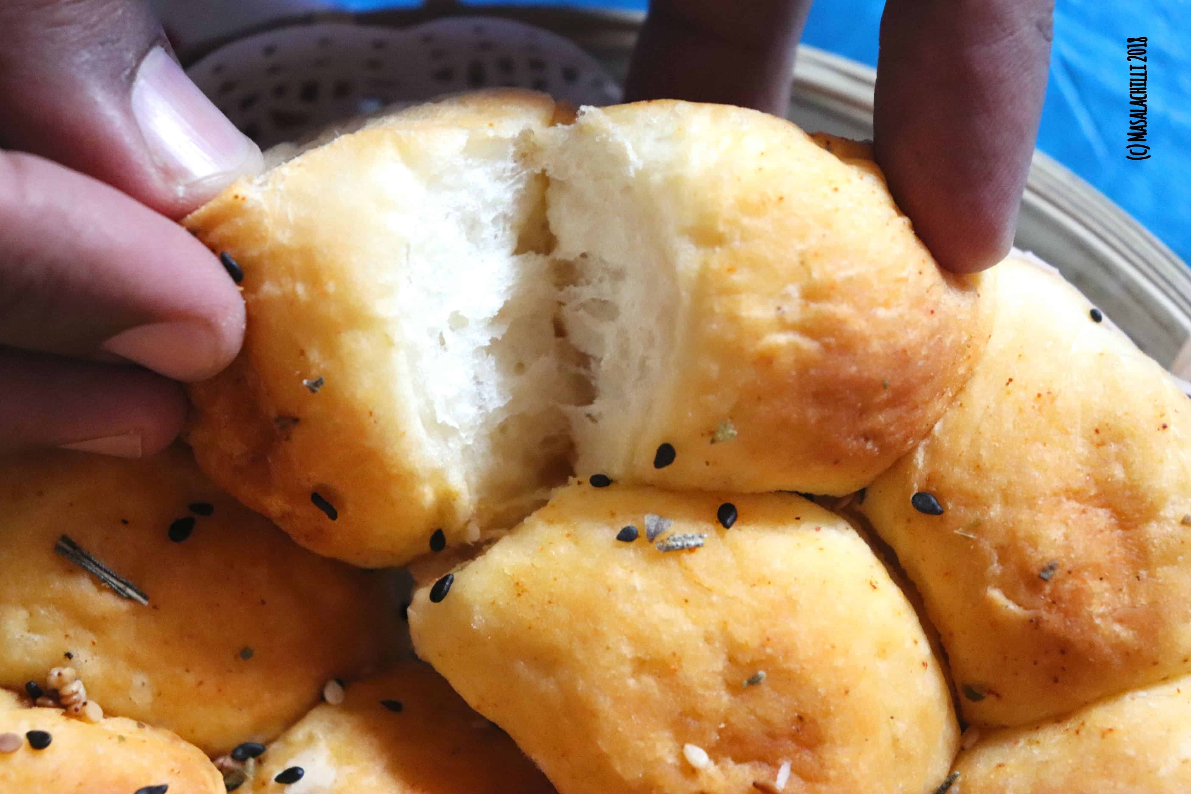 Paprika and Rosemary dinner rolls 2.jpg