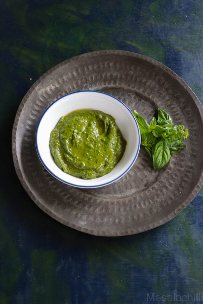 Easy Vegan Basil Pesto Sauce