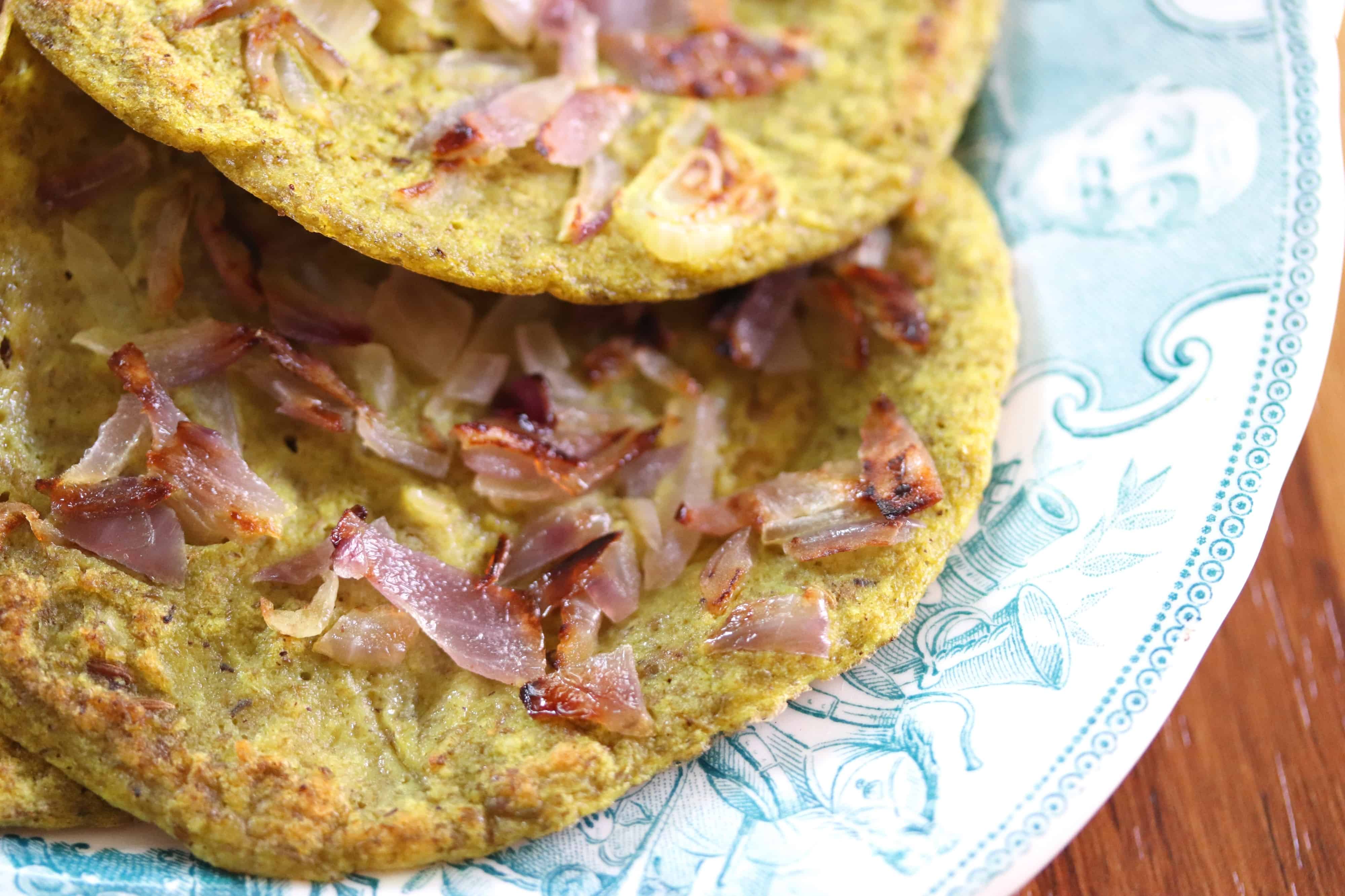 Green Mung Beans Onion Uttapam