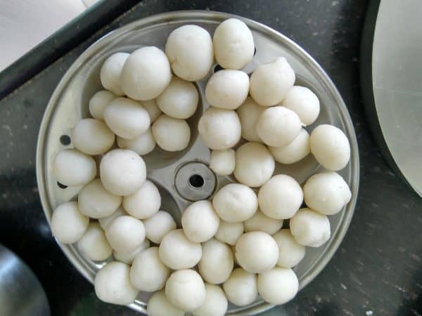 Steamed Ammini Kozhukattai