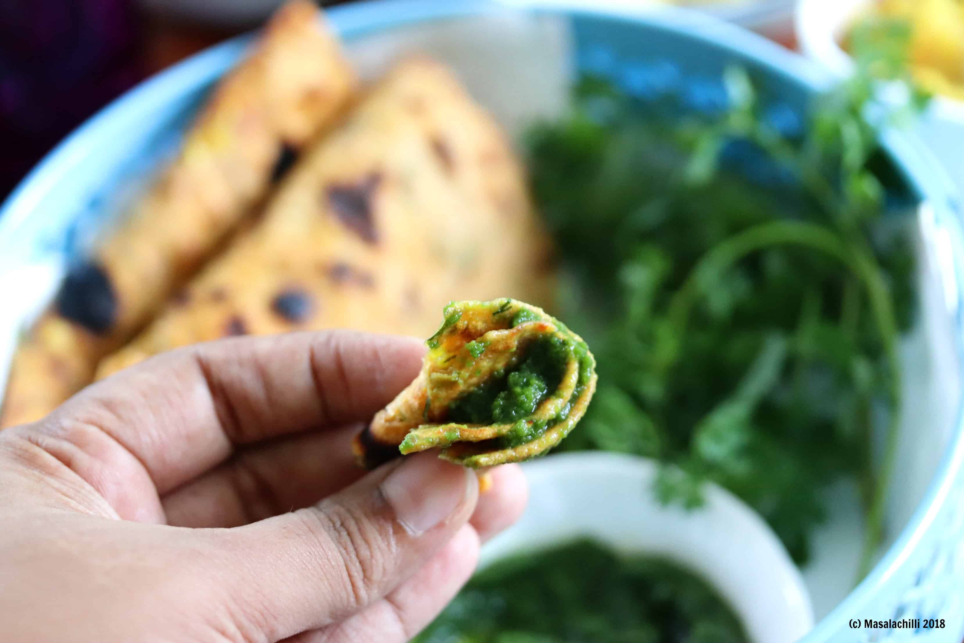Safed Matar Ka Paratha 4.jpg