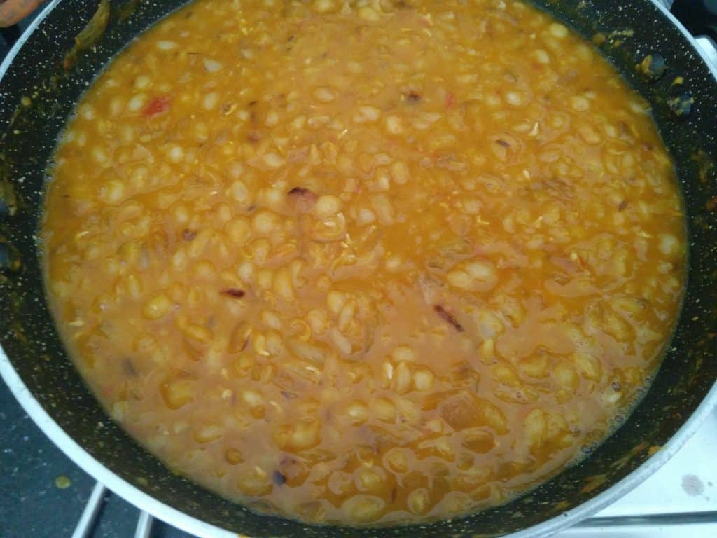 Ragda is ready to serve