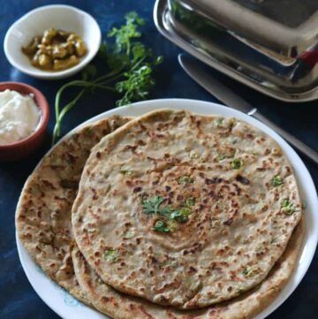 aloo Matar Paratha