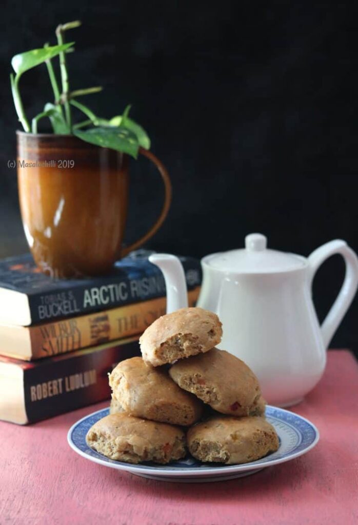 Tutti frutti bun recipe