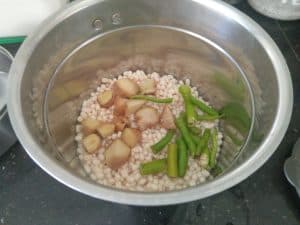 Urad dal with ginger and green chillies for dahi vada