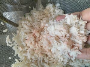 Fluffed up flattened rice