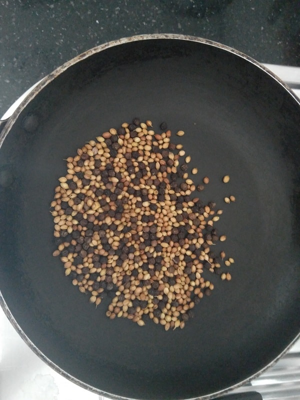 Roasting peppercorns