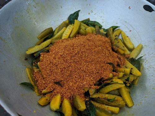Adding Spice mix to Tindora