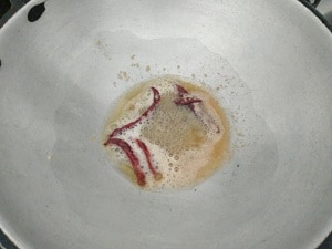 Tempering in sesame oil