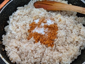 Cooked rice with spices