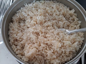 How to Cook Brown Rice in Pressure Cooker