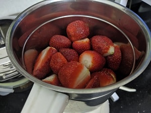 How to make strawberry jam