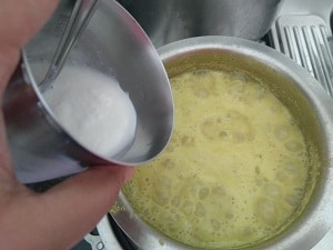 Adding buttermilk to Kuzhambu