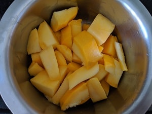 Mango cut into chunks