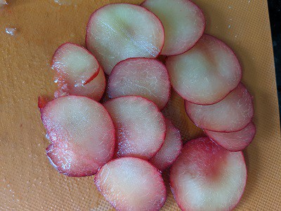 Sliced plums