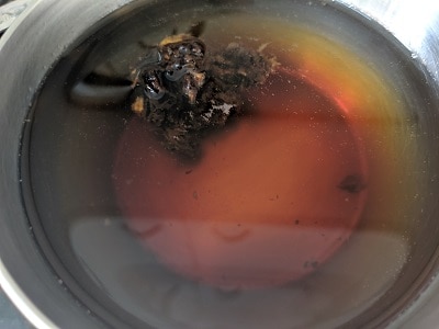 Tamarind soaking in hot water