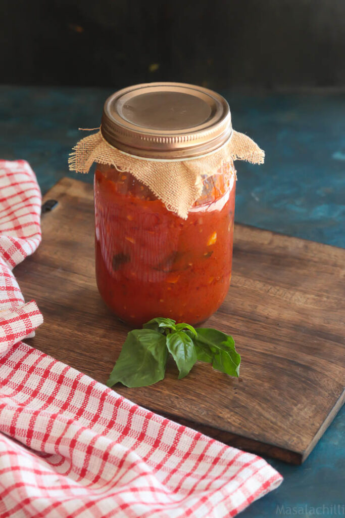 Homemade Easy Pizza Sauce Recipe