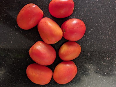 Ripe Tomatoes for making pizza sauce at home