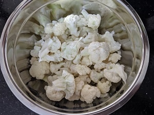 Cauliflower chopped into florets