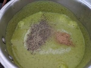 black pepper and nutmeg added to broccoli soup