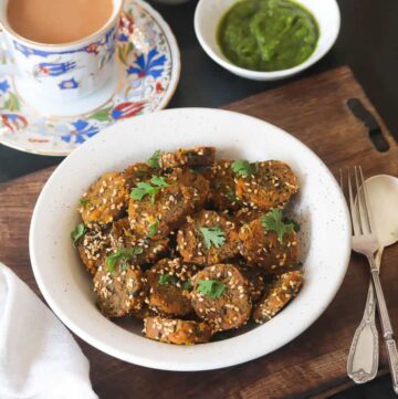Methi Muthiya | Steamed Methi Muthia Recipe