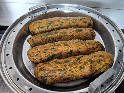Steamed methi muthiyas to be cooled and sliced