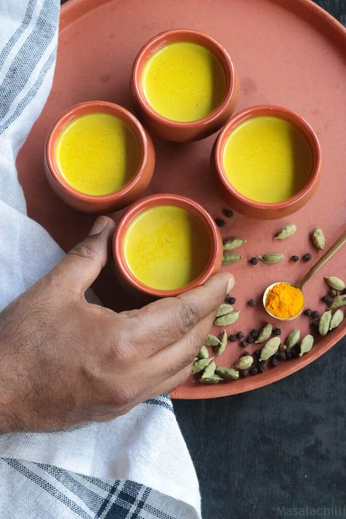 Turmeric Milk Recipe | Manjal Milagu Paal