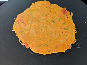 Tomato omelette is ready to eat