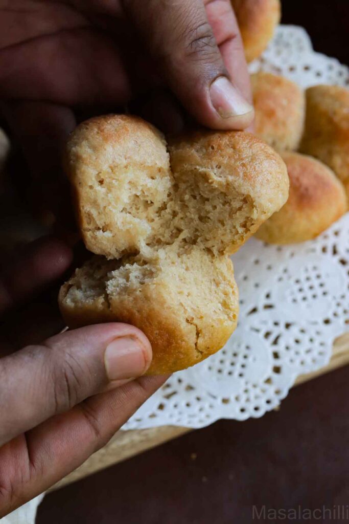Cloverleaf Rolls | Yeast Dinner Rolls