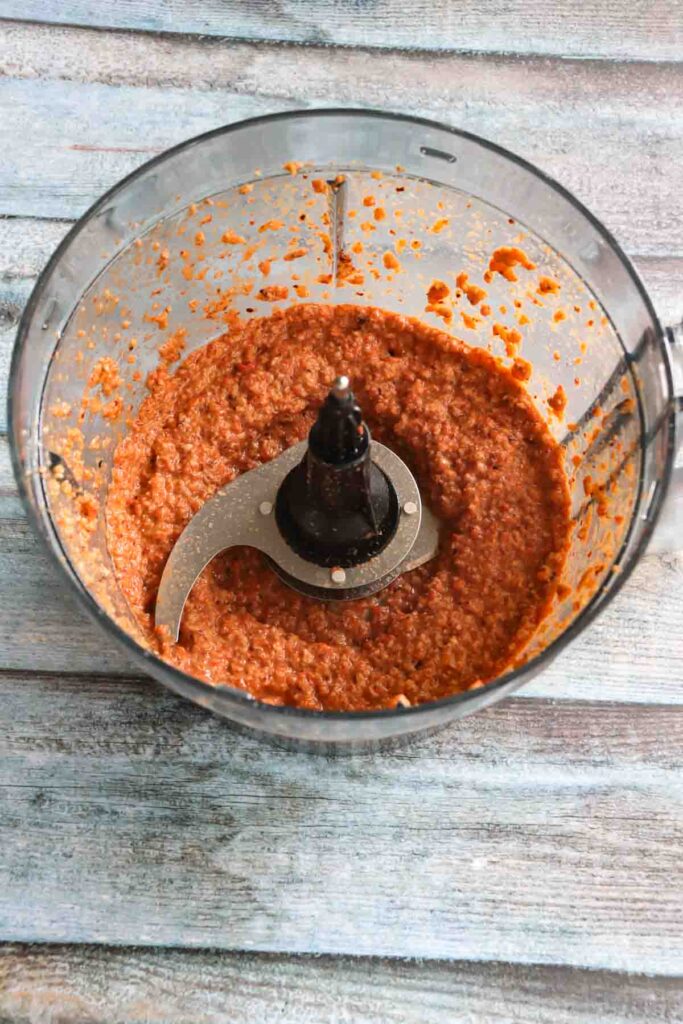 Muhammara dip without molasses
