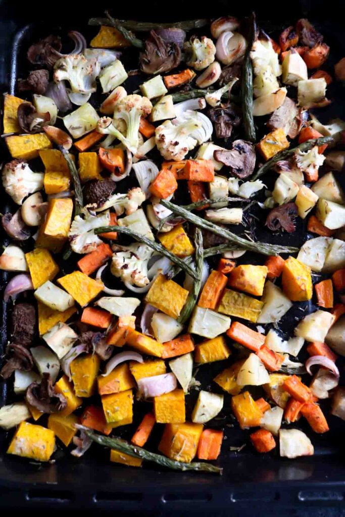 Perfectly roasted vegetables in a baking tray ready to serve
