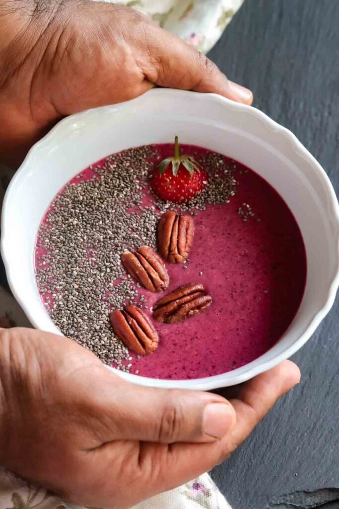 Berry Smoothie Bowl with chia seeds, pecans